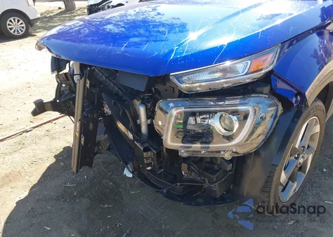 2025 Hyundai Venue Sel/Limited from USA, damaged, VIN KMHRC8A36SU392379